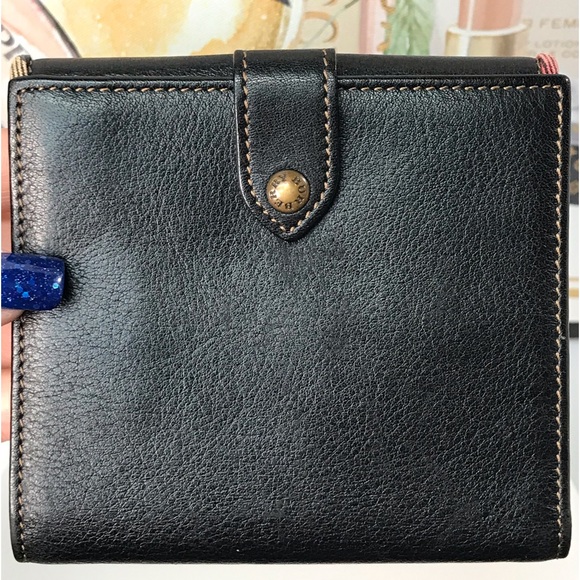 BURBERRY Signature Nova Check Trim Bifold Wallet ๐๐ฅ - Picture 9 of 17